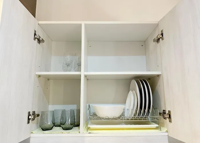 Apartamento 1br Condotel In Azure Urban Near Naia #tro4 Manila