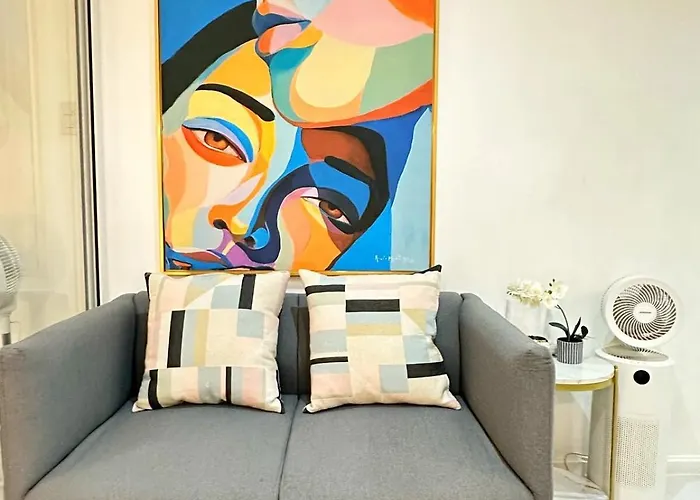 Apartamento 1br Condotel In Azure Urban Near Naia #tro4 *